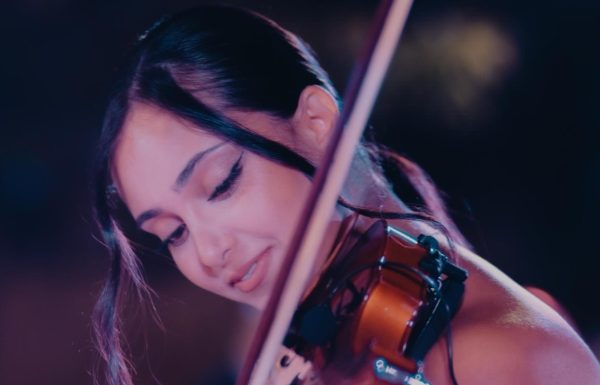 Entertainment Category Vendor Gallery Alegria Violinist