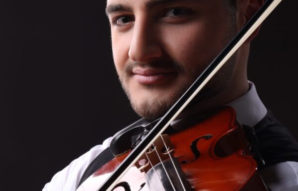 Elia Helayel Violinist